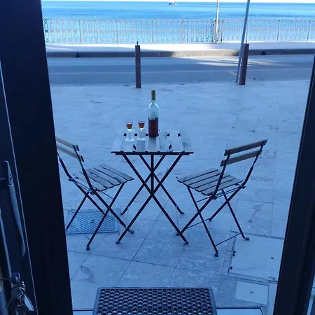 Ferienwohnung Casa Del Sole Fronte Mare Giardini-Naxos Exterior foto